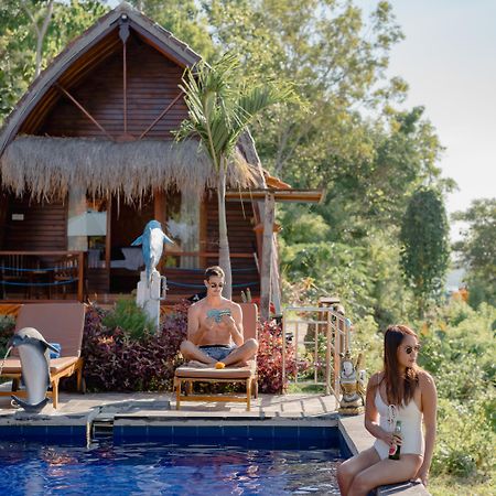 Sundi Ocean Bungalow By Abm Toyapakeh ภายนอก รูปภาพ