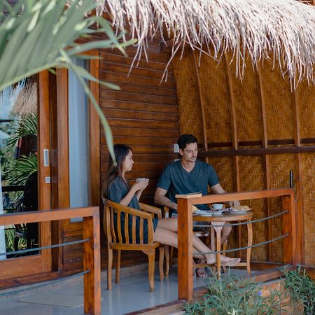 Sundi Ocean Bungalow By Abm Toyapakeh ภายนอก รูปภาพ