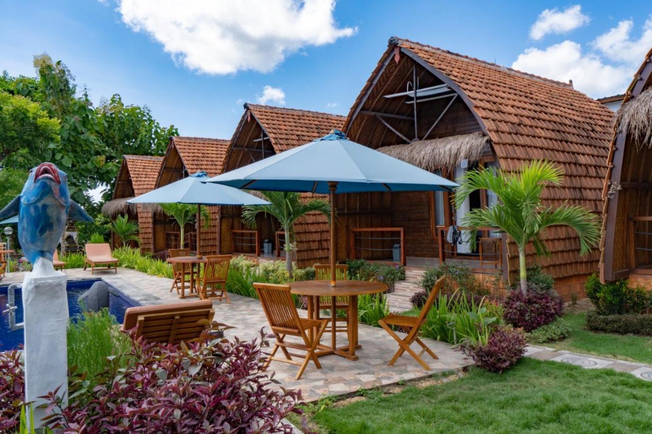 Sundi Ocean Bungalow By Abm Toyapakeh ภายนอก รูปภาพ